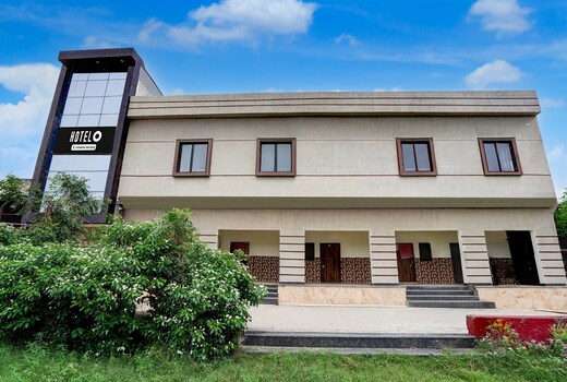 Hotel O Yamuna Riverview Formerly Swyamwar Resort