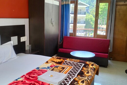 Tale n Trails Cottage