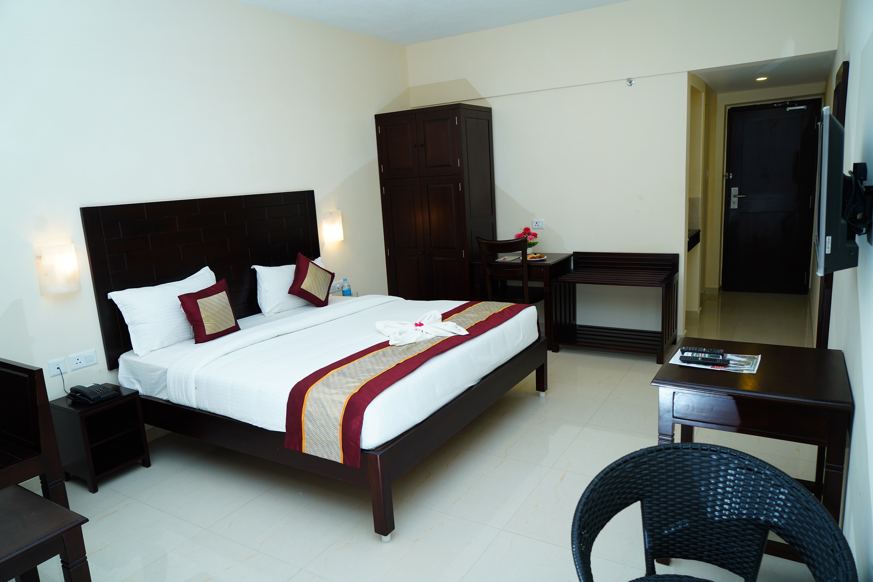 5 Falls Resort