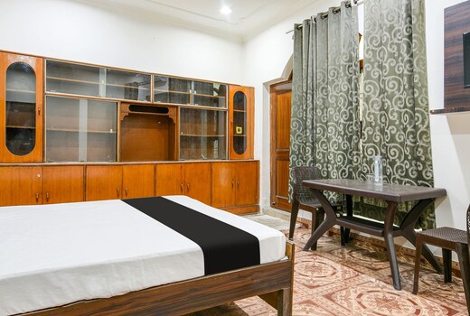 Hotel O Green