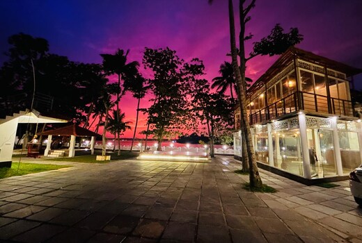 Lavilla Lake Resort And Restaurant