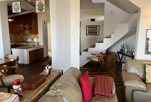 Baroda Estate | Entire Mountain Villa