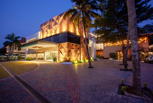 Gentleman Plaza