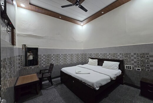Bholanath palace