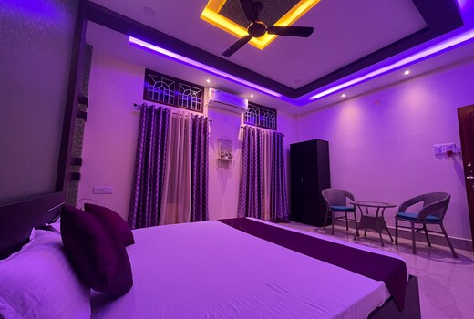 1bhk Private Option AC Maplewood Homestay