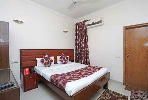 Super HOTEL SAFRON SUITE