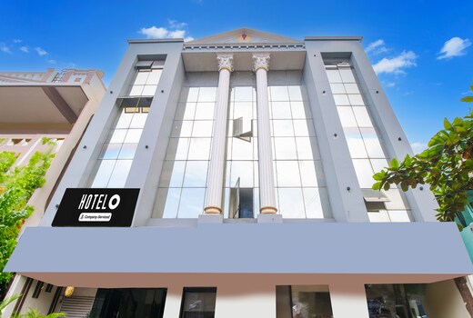 Super OYO Hotel O Gurudwara Near RTC Complex