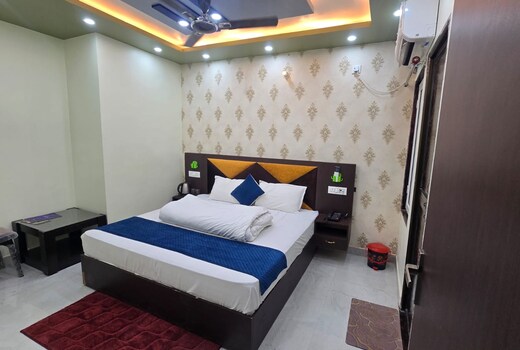 HOTEL RAMAYANAM PALACE