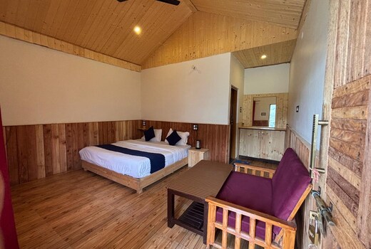 GAUTHAANA RESORT