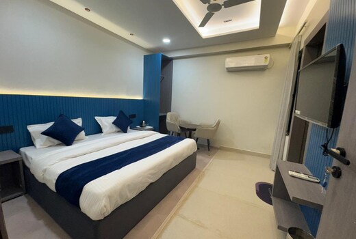 Hotel Aryan In @ Railway Station Road Haridwar