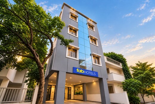 FabHotel Galaxy Apartment