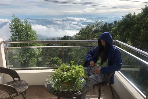 Hilltop Hideaway | Mountain-view Rooms