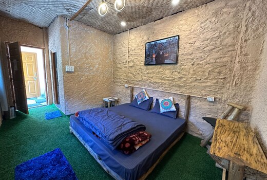 Circle Square Hostel