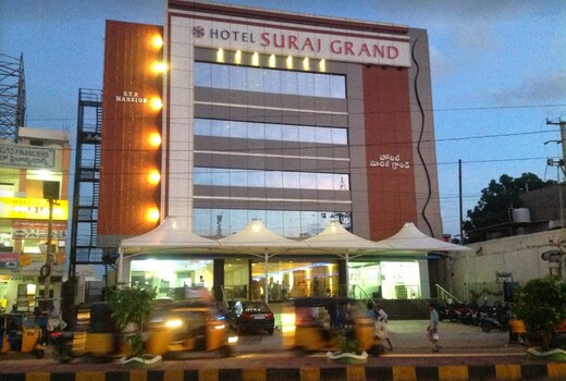 Hotel Suraj Grand