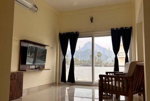 Gold Mountain Stay