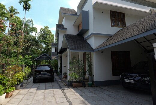 RK HOMES EDAPPALLY