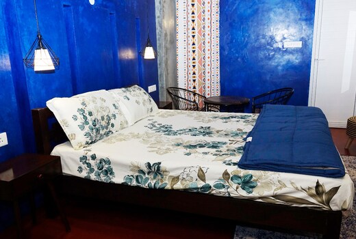 Happyhideaway Vagamon -Cabin Blue Robin