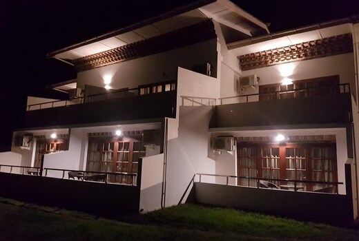 Khuru Resort