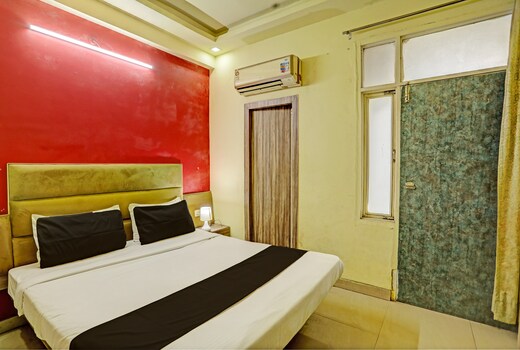 Hotel O Sky High