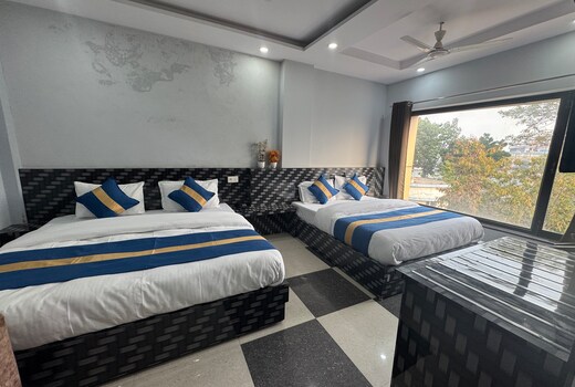 Hotel Suraj By T And M Hotels