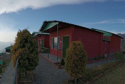 Deodar inn resort