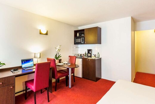 Aparthotel Adagio access Vanves Porte de Versailles