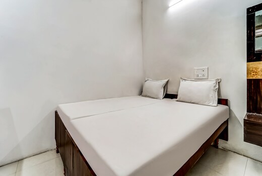 Hotel O Solar Inn