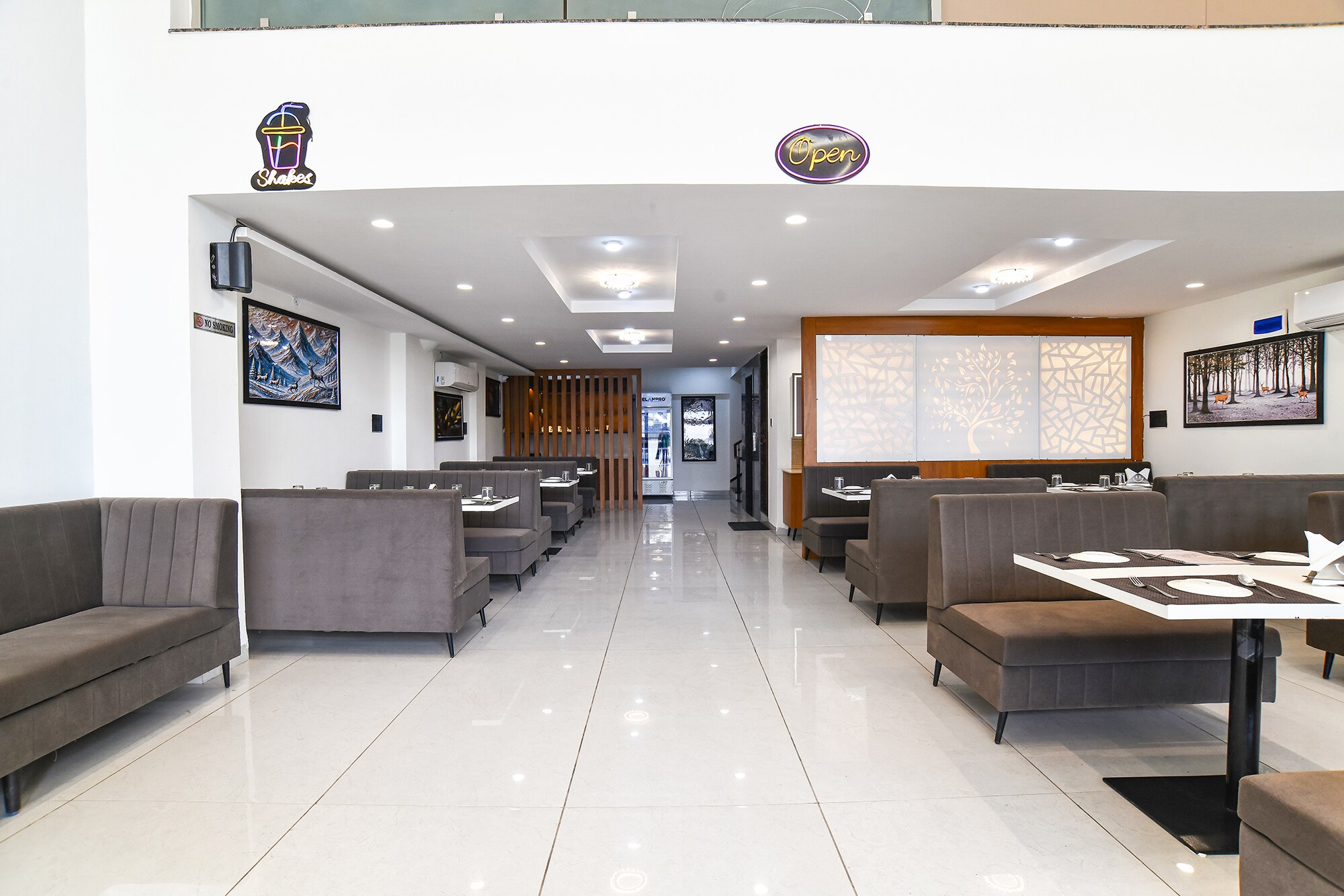 Main gallery