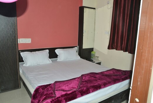 Shyamgarh Guest house