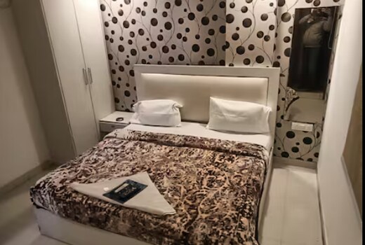 Silver Stay Inn By GRB