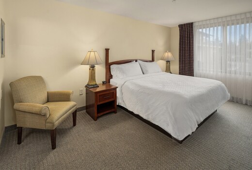 Staybridge Suites Everett-Paine Field