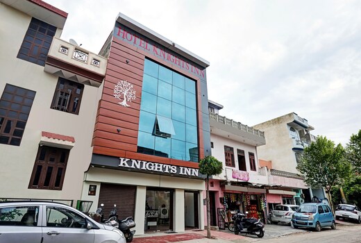Hotel O Knights Inn