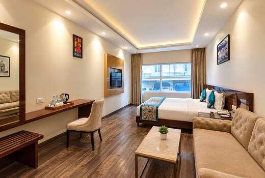 Hotel Banz Delhi Airport
