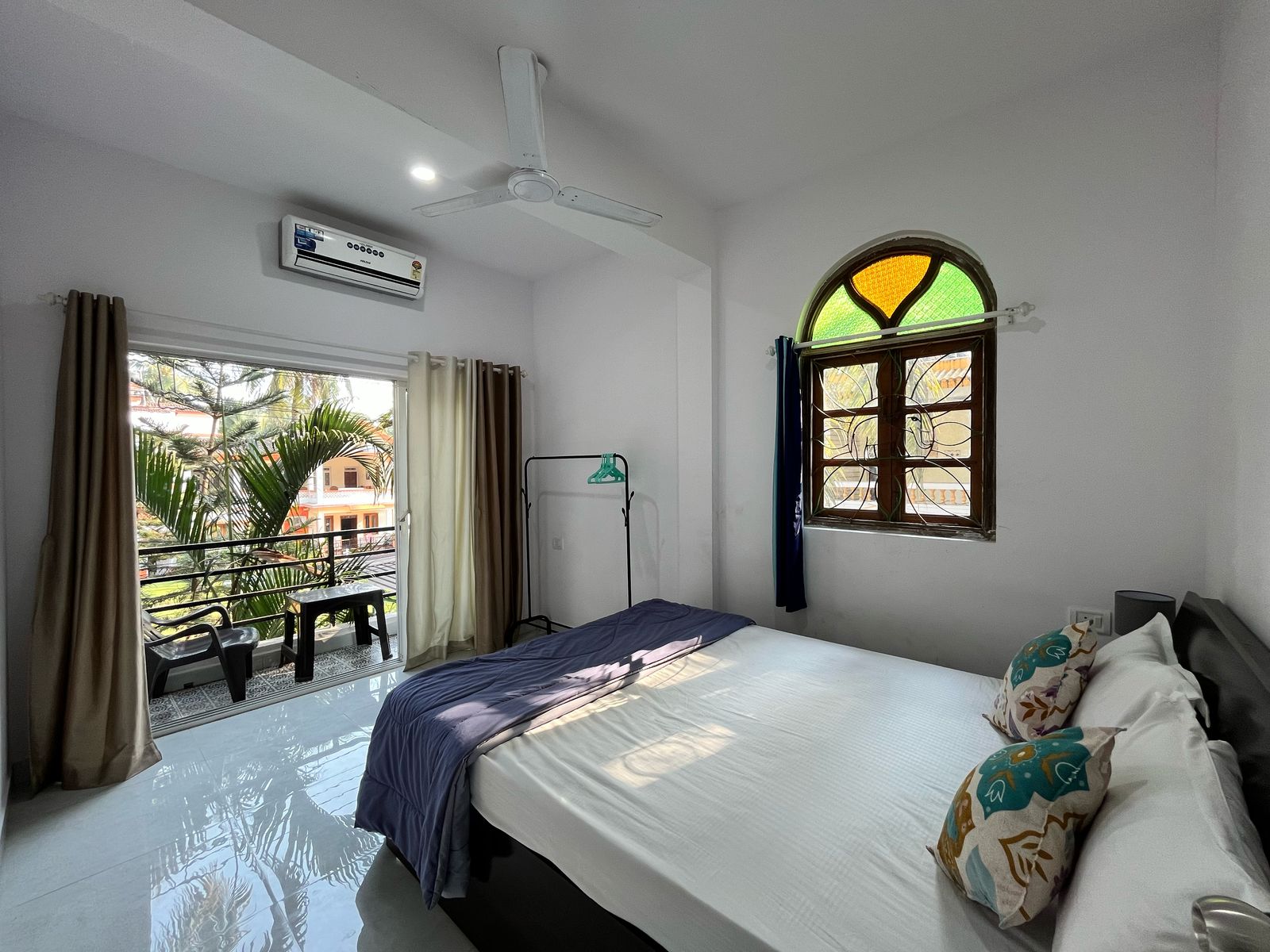 V R Holiday Home Candolim