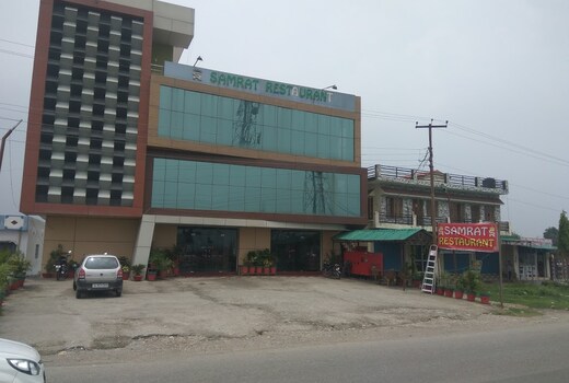 Hotel Samrat