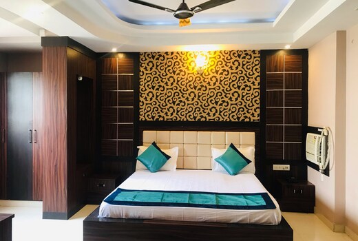 Hotel Kunal Regency
