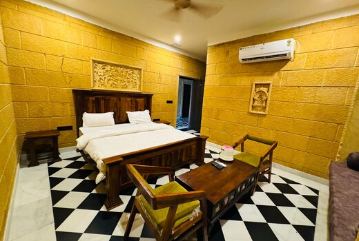 Hotel Oasis Villa