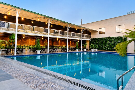 Aceotel Resort 7th Cloud, Indore