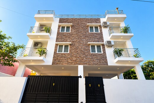 Royal Beach Service Apartment