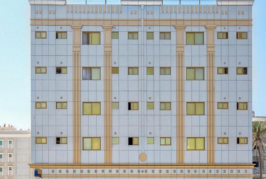 Royal Hotel