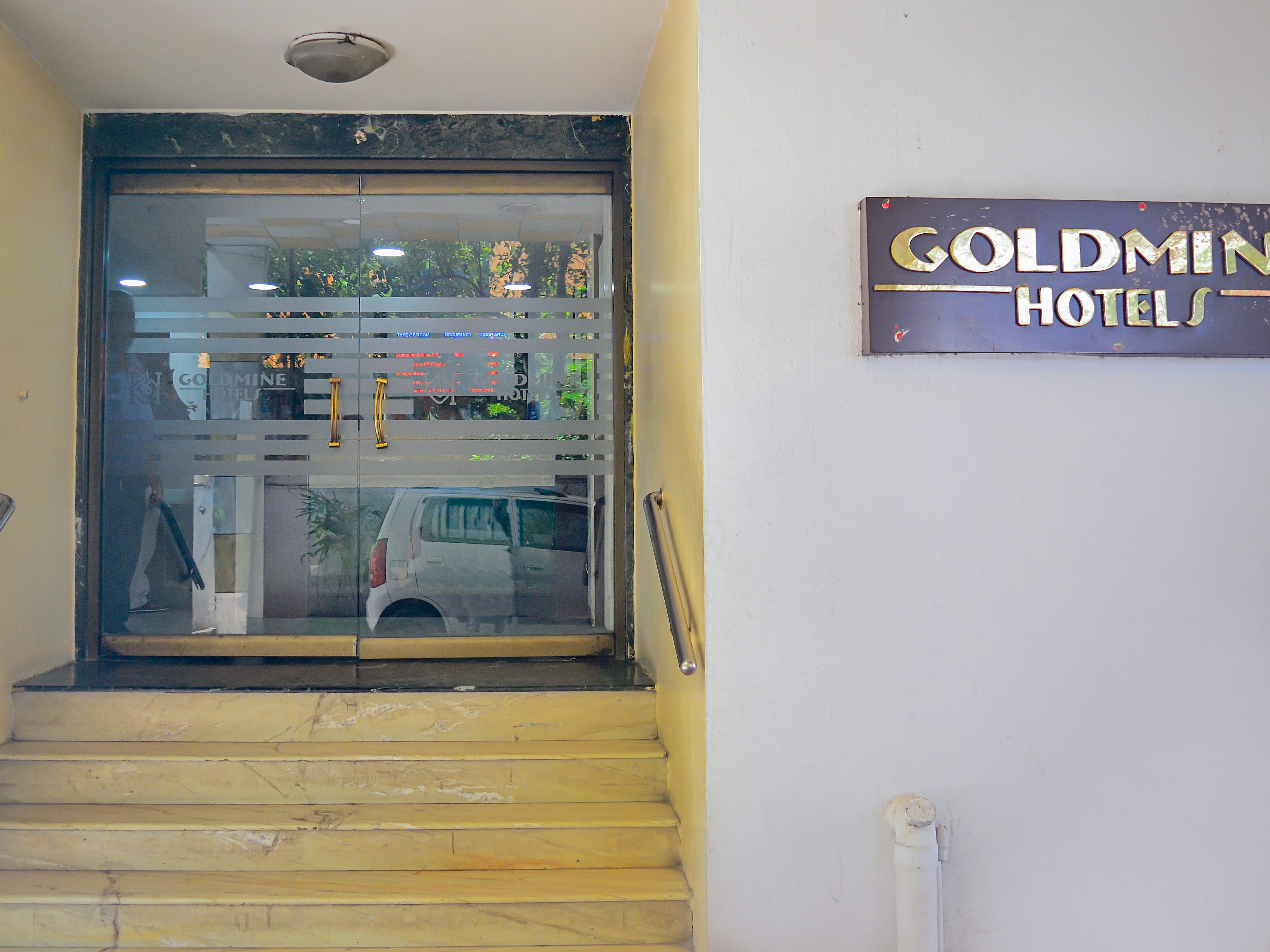 Gold Mine Hotel