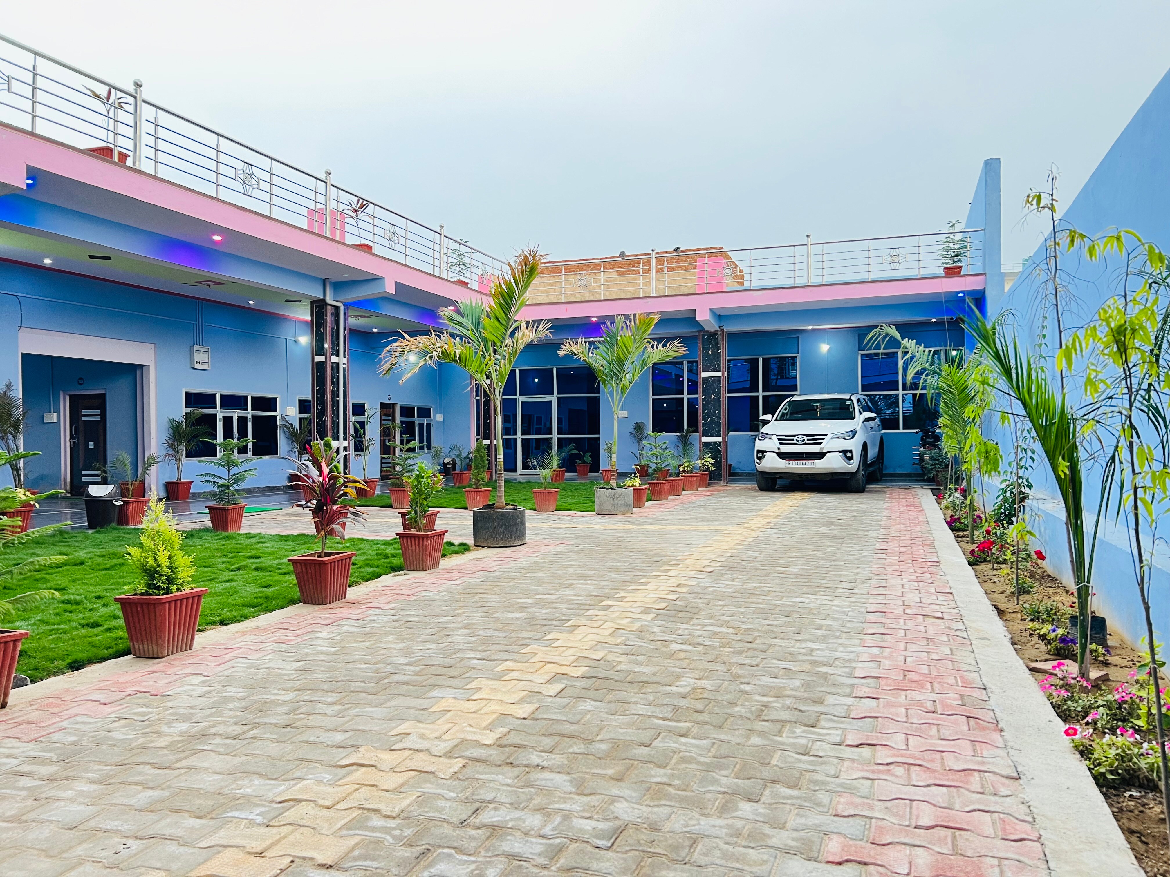 Hotel maharaja palace