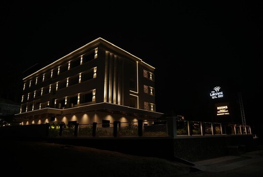 VVs Lakshmi Inn