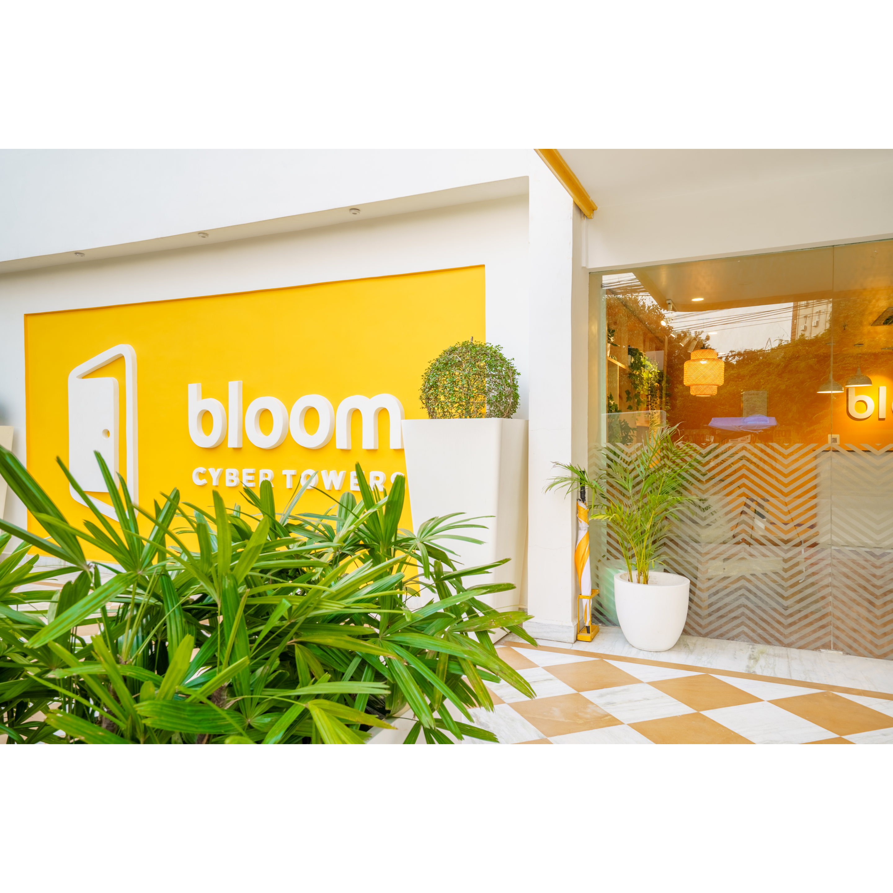 Bloom Hotel Cyber Towers
