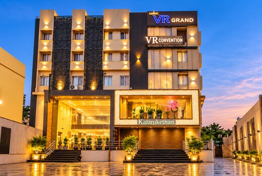Hotel VR Grand