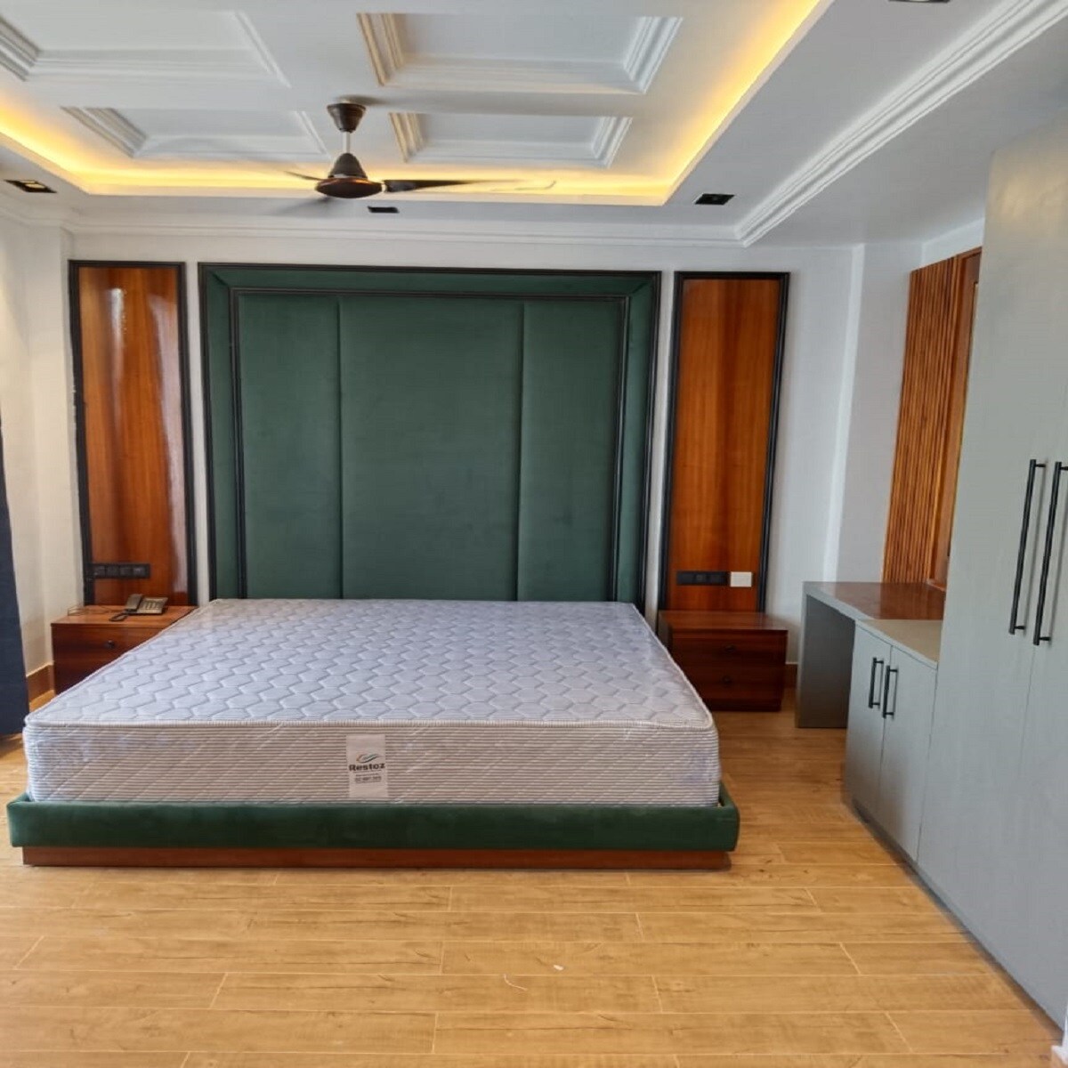 Main gallery