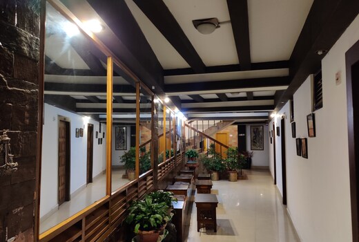 HOTEL TARAYANA