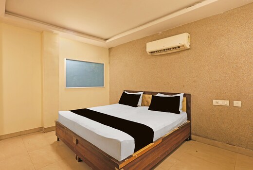 Super Hotel O Sector 18 Noida Formerly Terrene Empire