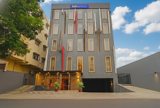 FabHotel White Ridge Shivam - Osmania University, Nallakunta