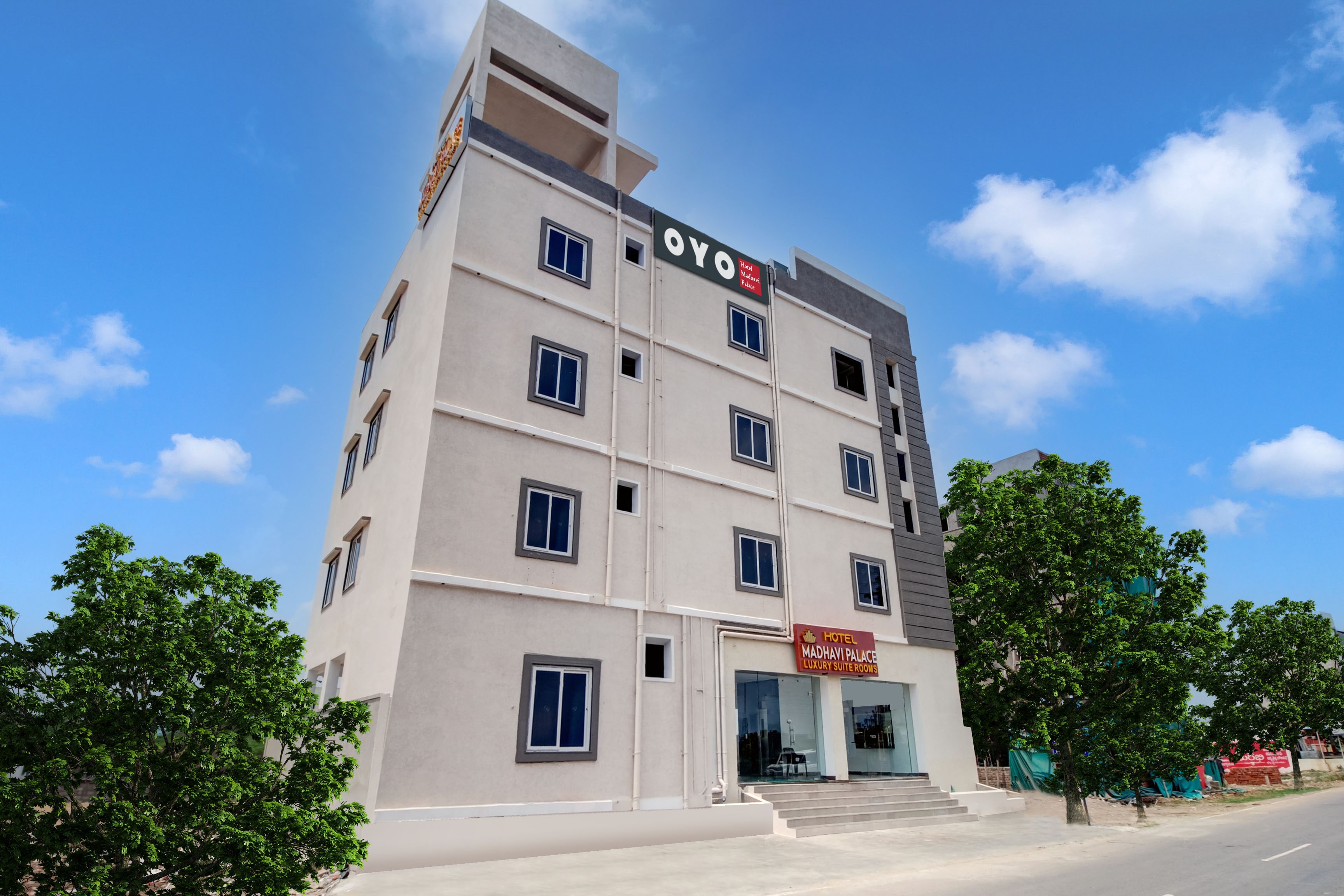 Hotel O Madhavi Palace